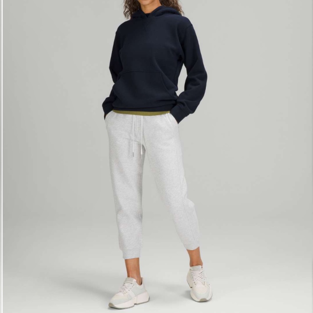 EUC Lululemon Scuba High-Rise Cropped Jogger